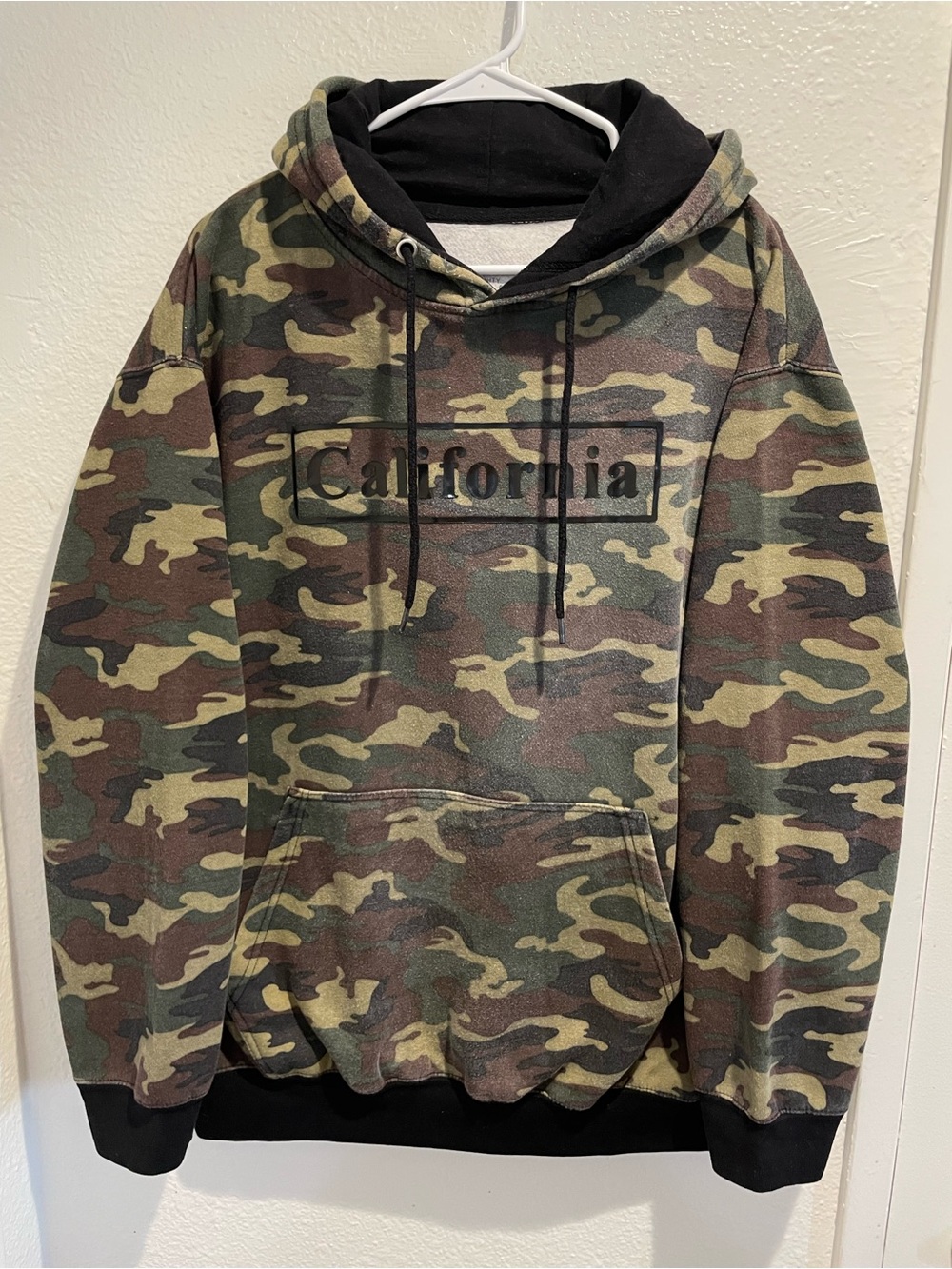 Eighty Eight California Oversized Camo Hoodie Mens 2XL Green Woodland Sweater